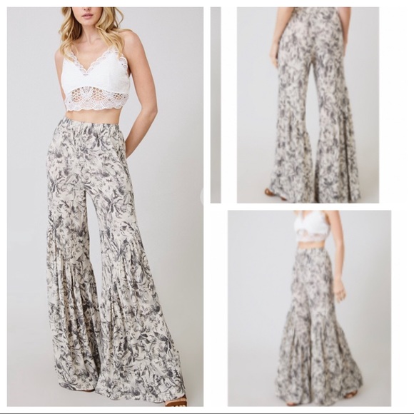 Fabulous Boho wide leg printed Palazzo Pants - Picture 2 of 3